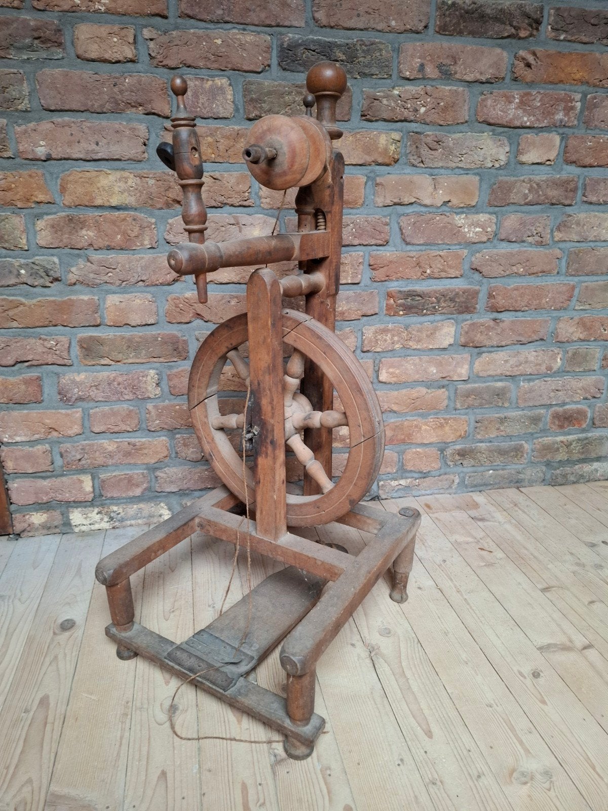 Antiek Spinnewiel - Decoratief en Authentiek, Ophalen, Gebruikt, Spinnewiel