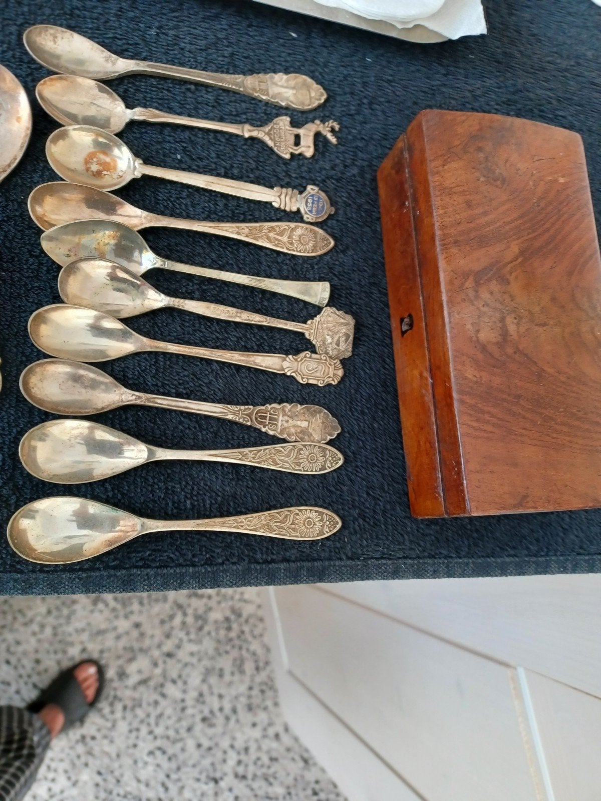 Verzameling van antieke zilveren lepels met houten doos, Ophalen of Verzenden