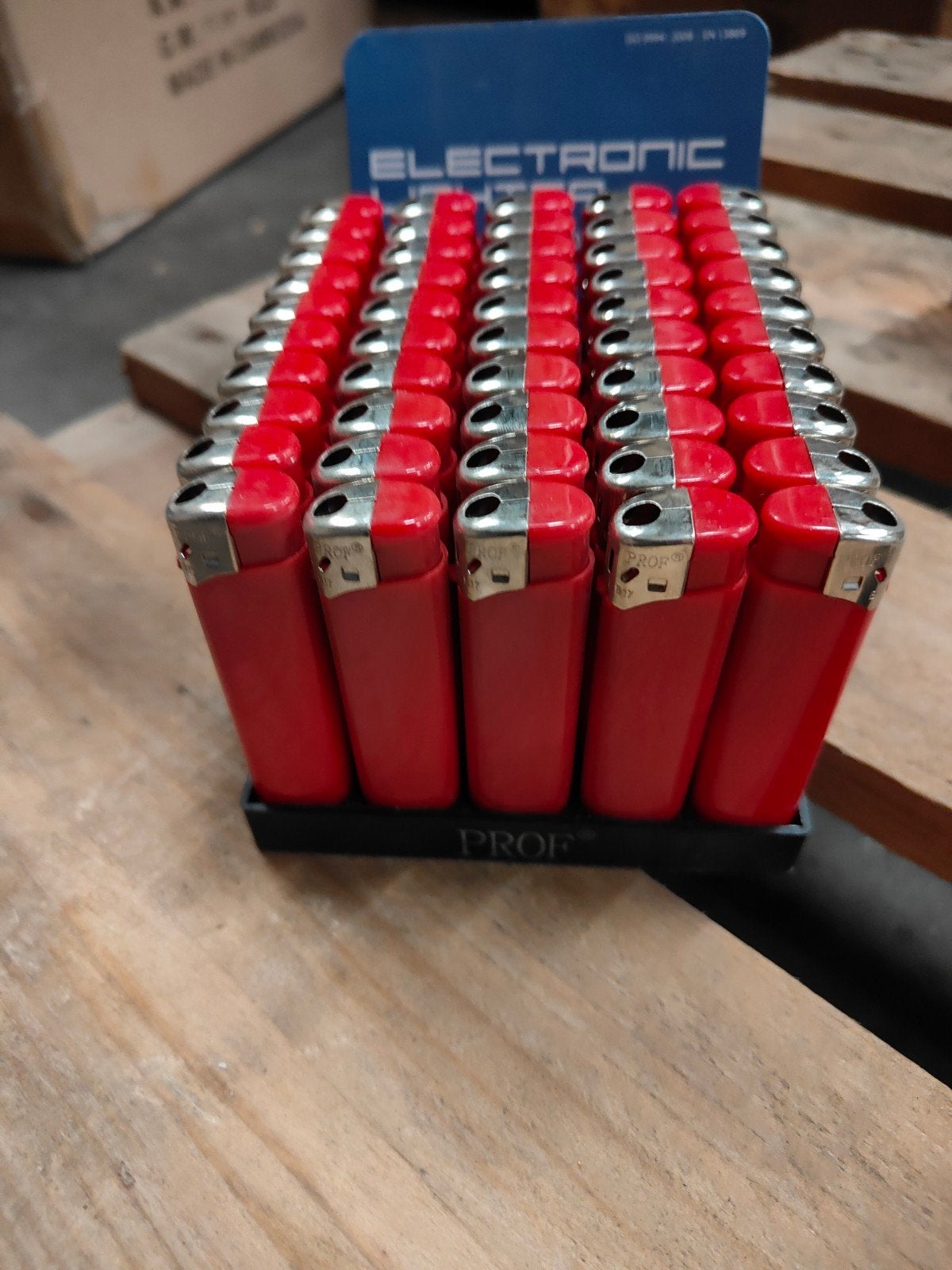Partij 100 stuks elektrische aanstekers - Ideaal voor handel, Diversen, Ophalen of Verzenden, ., ., .