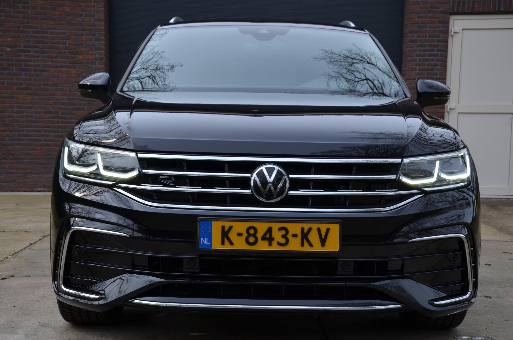 Volkswagen Tiguan 1.5 TSI R-Line Business+ Automaat/Navi/Pdc, 1441 kg, Stof, Euro 6, 4 cilinders