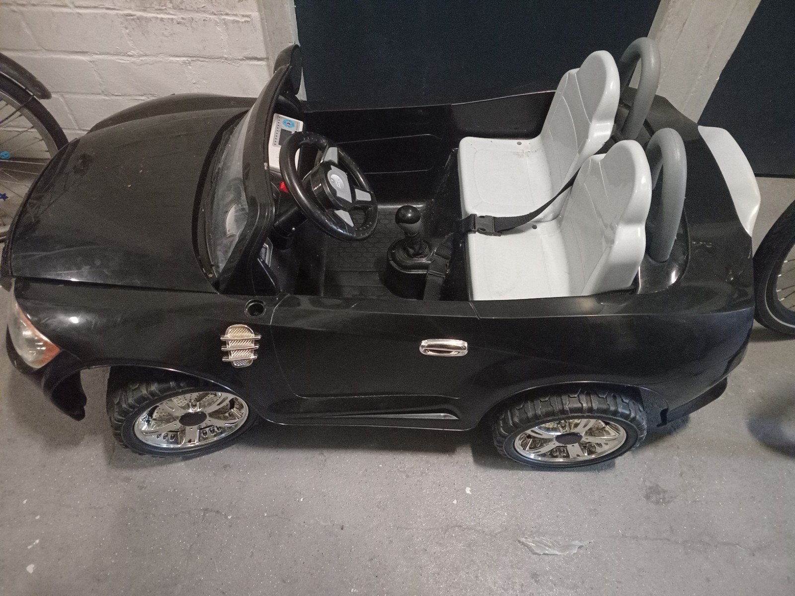 kinder auto