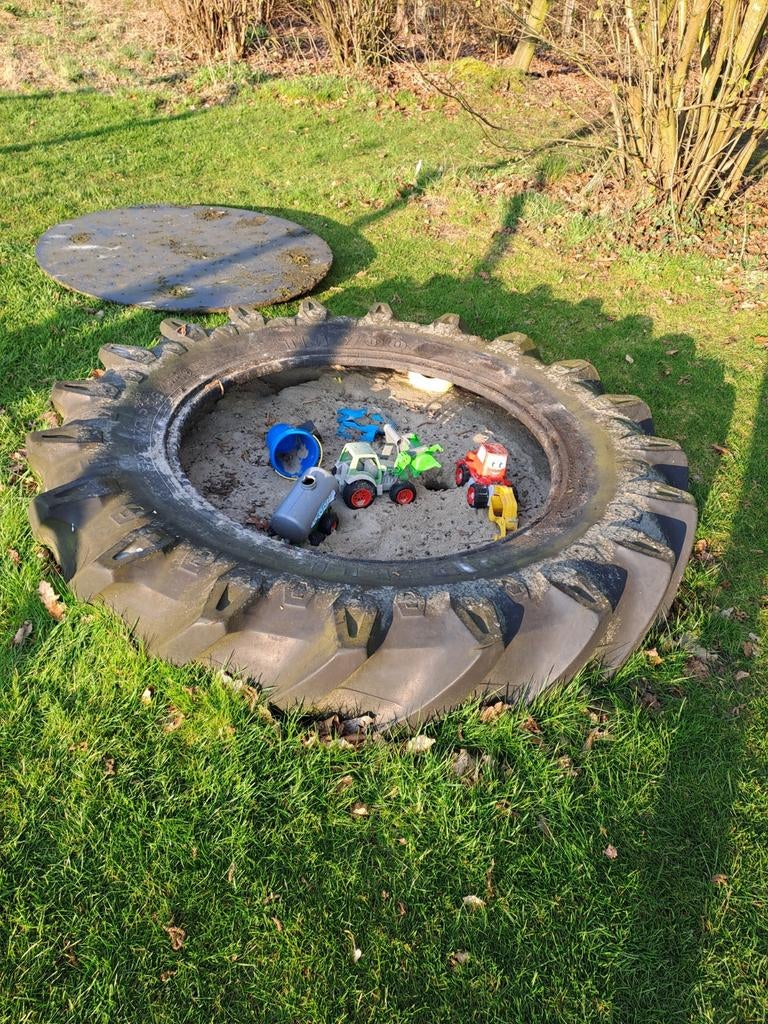 Zandbak van trekkerband. 150cm doorsnee, Kinderen en Baby's, Speelgoed | Buiten | Zandbakken, Ophalen, Gebruikt