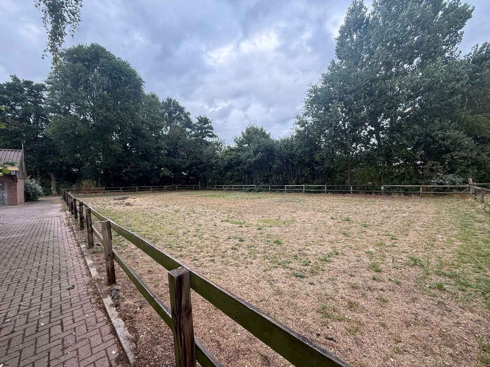 Afrastering omheining paardenbak / rijbak te koop, Ophalen, Met poort, Gebruikt, Tuinhek
