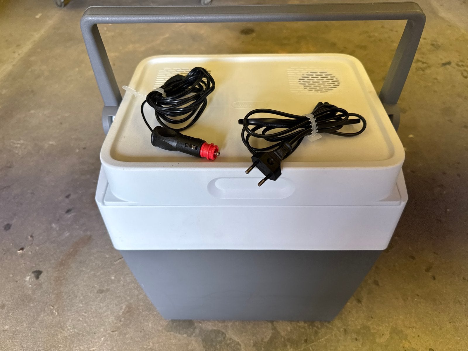 Mobicool MVA(TC36) Elektrische Koelbox 24L, Caravans en Kamperen, Koelboxen, Ophalen of Verzenden, Zo goed als nieuw, Koelbox