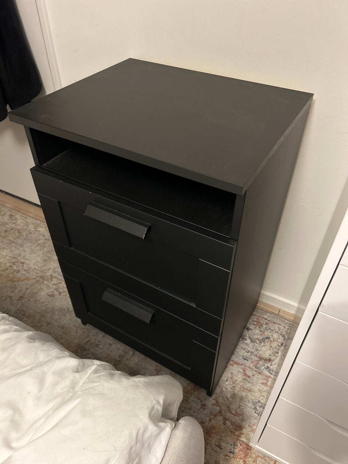 Ikea Brimnes nachtkastje - Zwart - 42x50x77 cm, Huis en Inrichting, Slaapkamer | Nachtkastjes, Ophalen, Gebruikt, Minder dan 45 cm