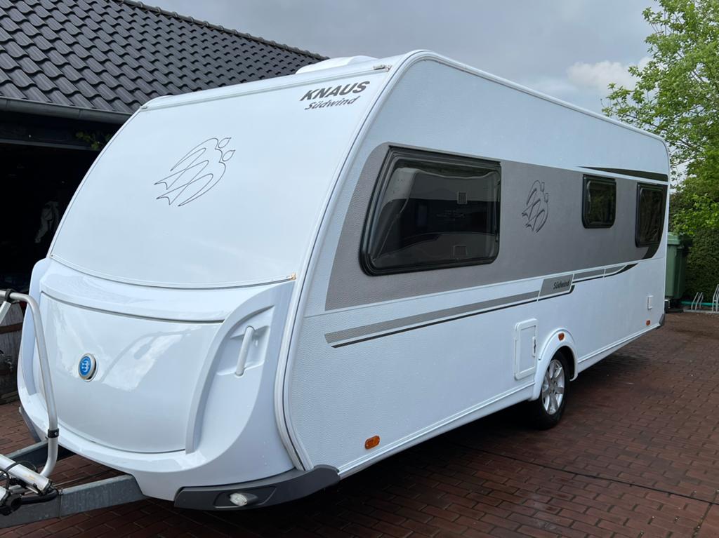 Knaus Südwind 580 EU 2013|Enkele bedden|Dakairco|Mover|Luife, Caravans en Kamperen, Caravans, Rondzit, Bedrijf, Knaus, Kachel
