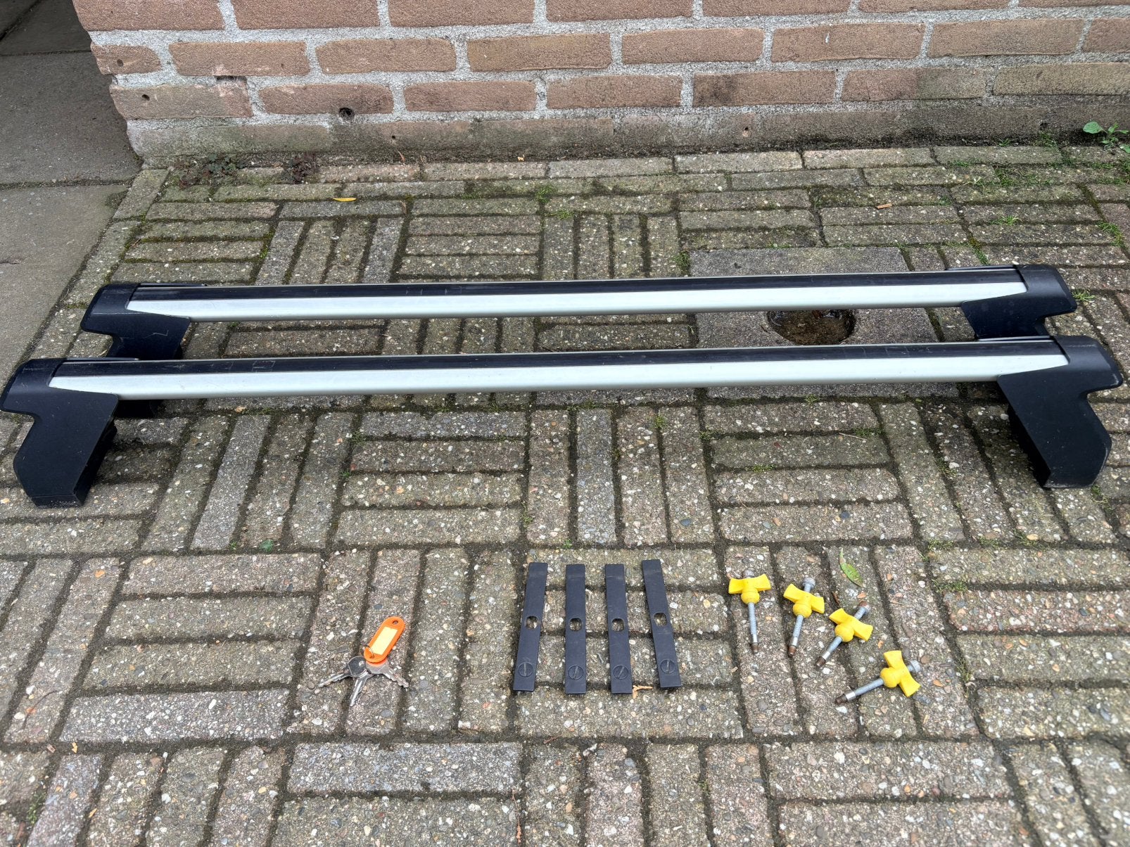 Dakdragers ford focus station 2, Ophalen, Zo goed als nieuw