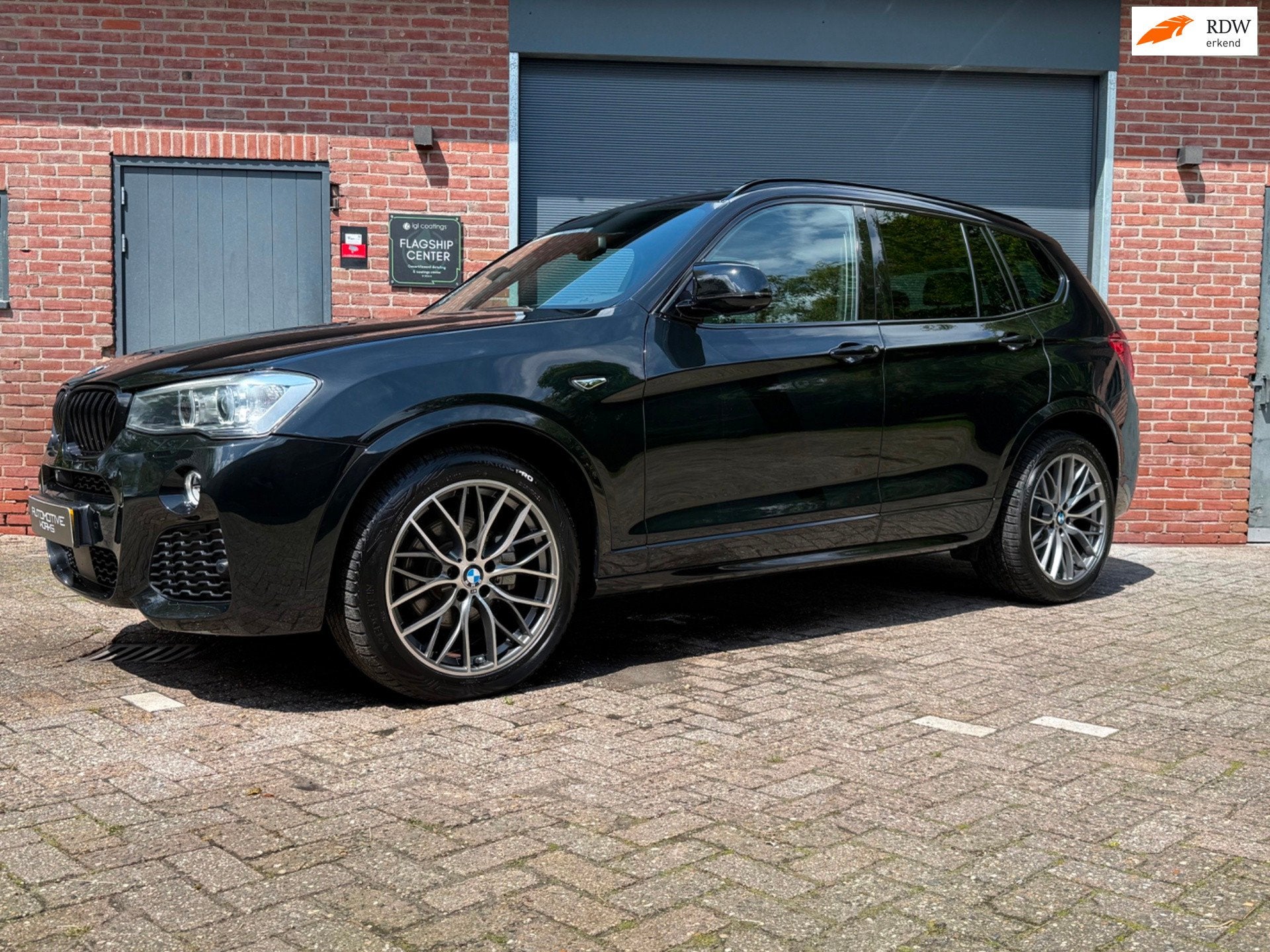 BMW X3 XDrive35i Pano l Carbon l Harman Kardon | HUD | Apple, Auto's, BMW, Automaat, Gebruikt, 2000 kg, Zwart