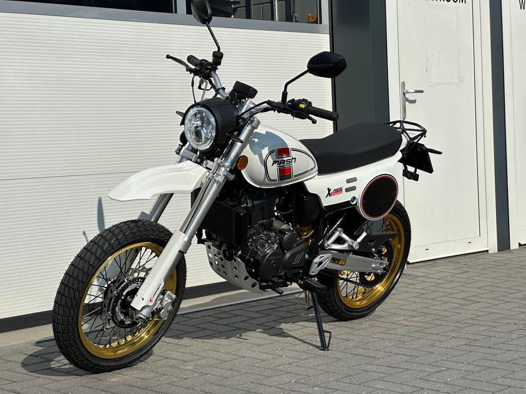 Mash X-Ride 125 11KW A1  Black., Motoren, Ijsselstein, Bedrijf, 125 cc, 1 cilinder