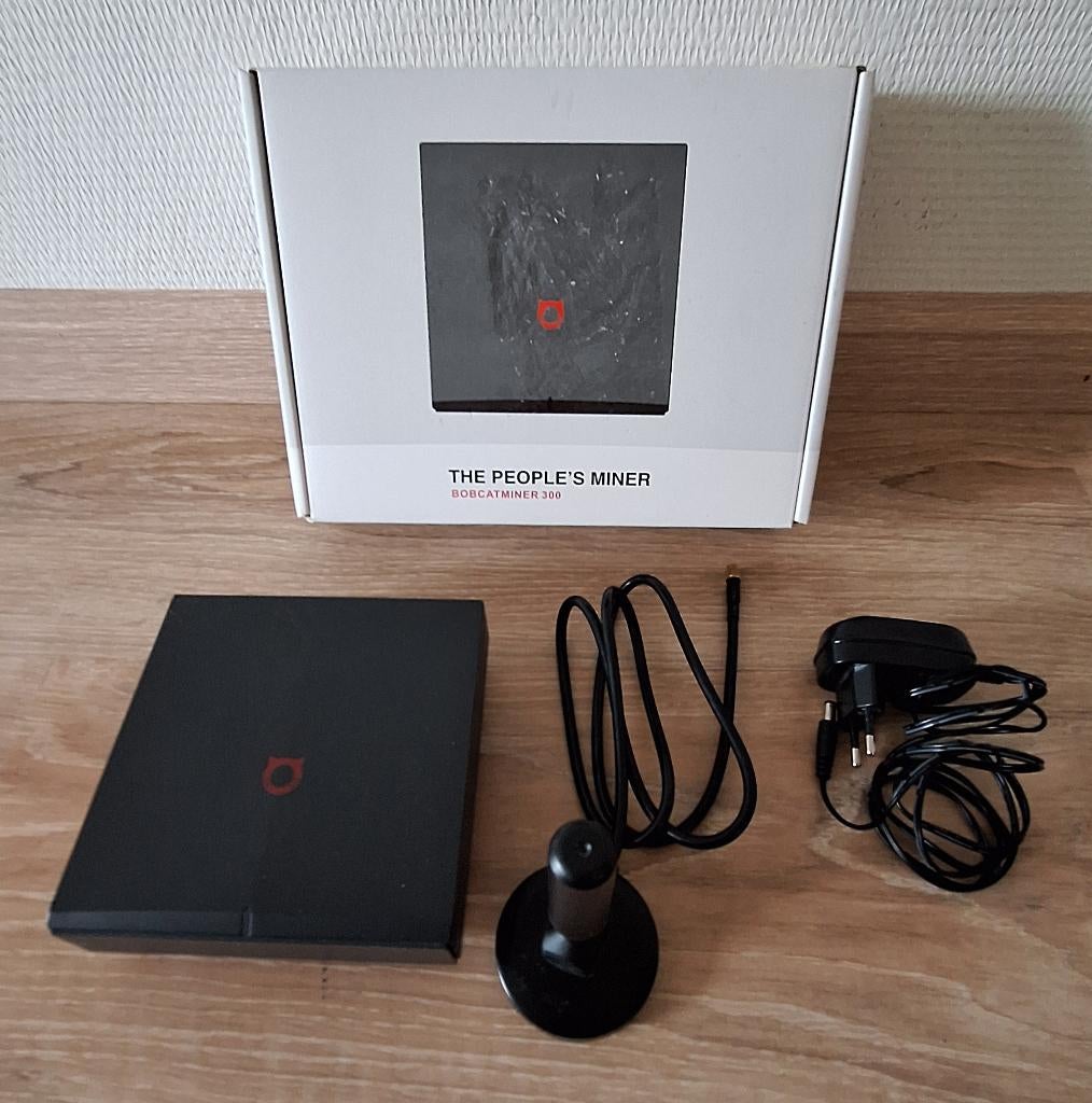 BobCat Miner 300 Helium Hotspot, Ophalen of Verzenden, Gebruikt, Router, Bobcatminer
