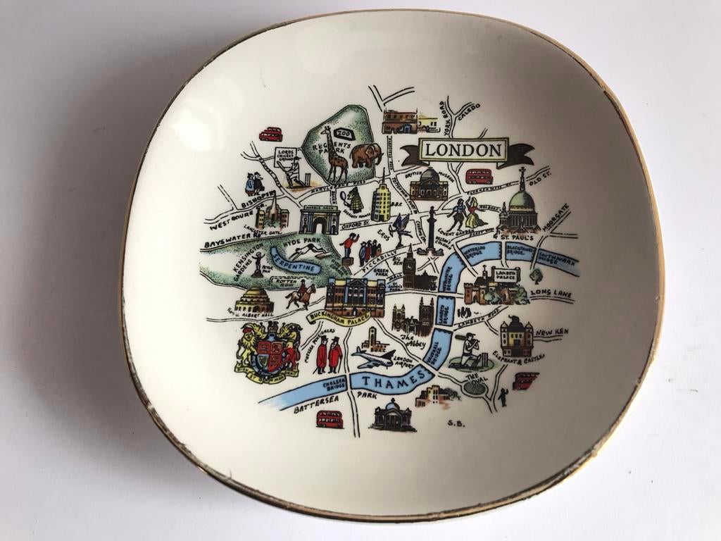Schaaltje London Weatherby Hanley Royal Falcon Ware England, Antiek en Kunst, Ophalen of Verzenden