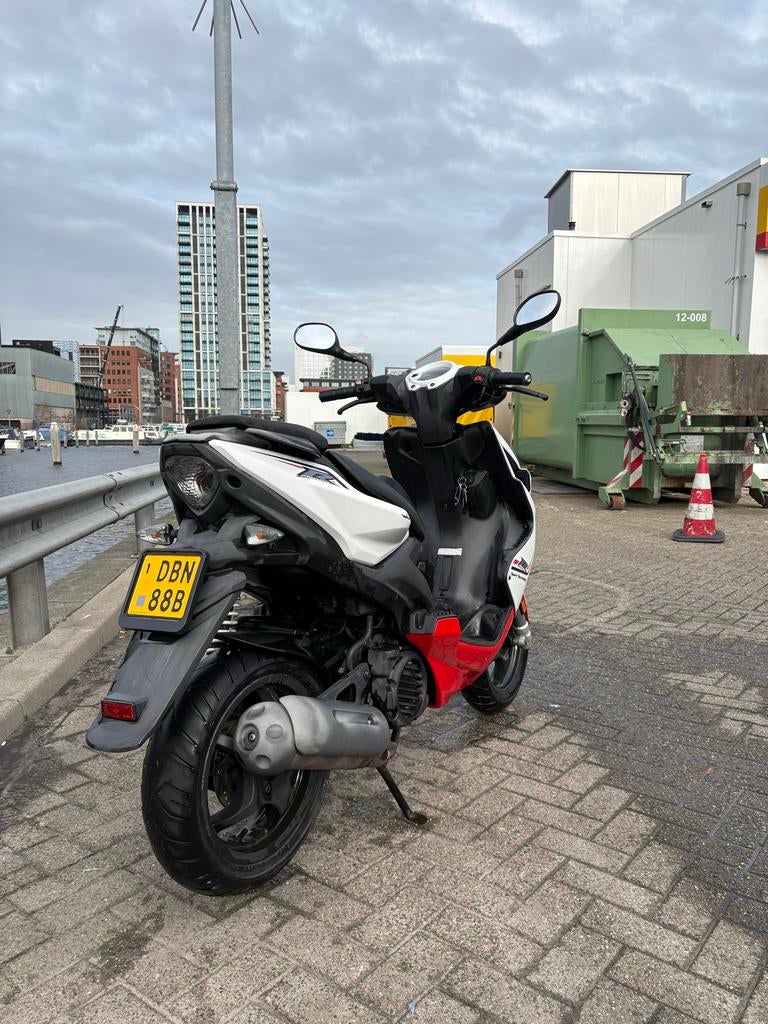 Mooie Yamaha Aerox bromfiets, Ophalen, Gebruikt, Aerox, Maximaal 45 km/u