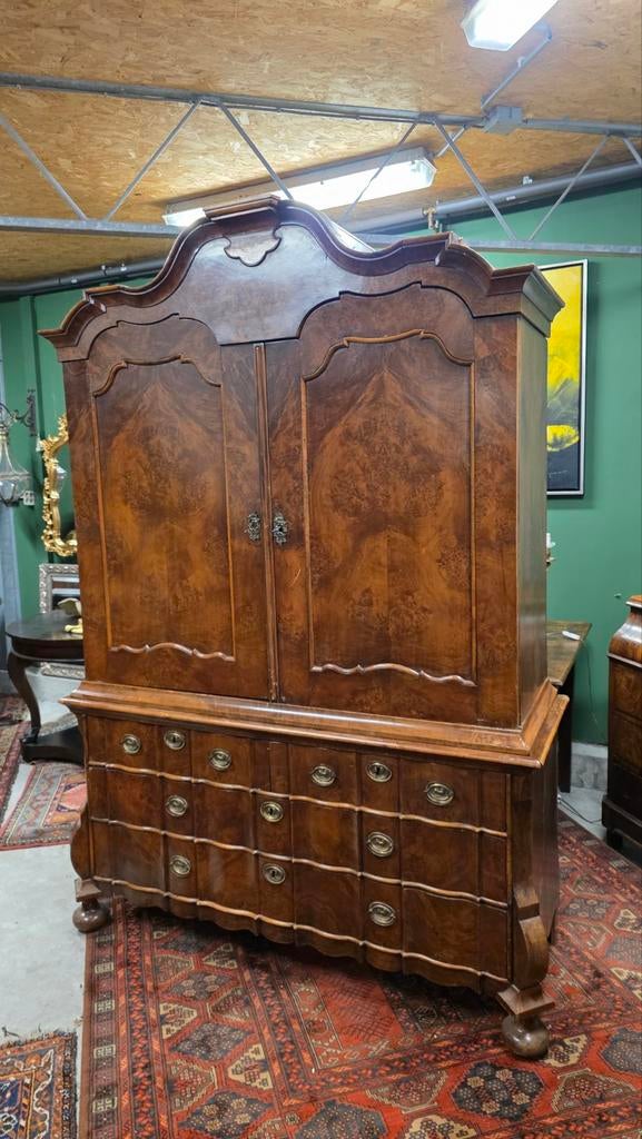 Orgel gebogen wortelnoten kabinet., Ophalen