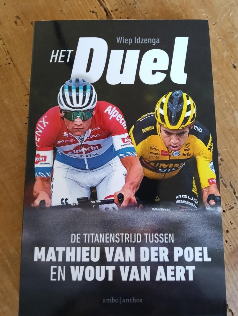 Het Duel - Wielrennen boek over Van der Poel en Van Aert, Ophalen of Verzenden, Nieuw