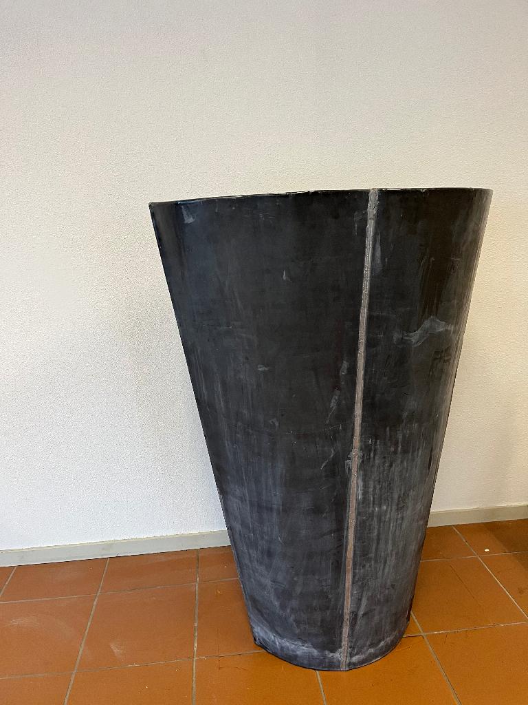 Sokkel of Pied de Stalles, Ophalen