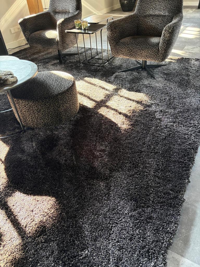 Prachtige luxe zacht vloerkleed 300x330, Huis en Inrichting, Ophalen, Zo goed als nieuw, Rechthoekig, 200 cm of meer