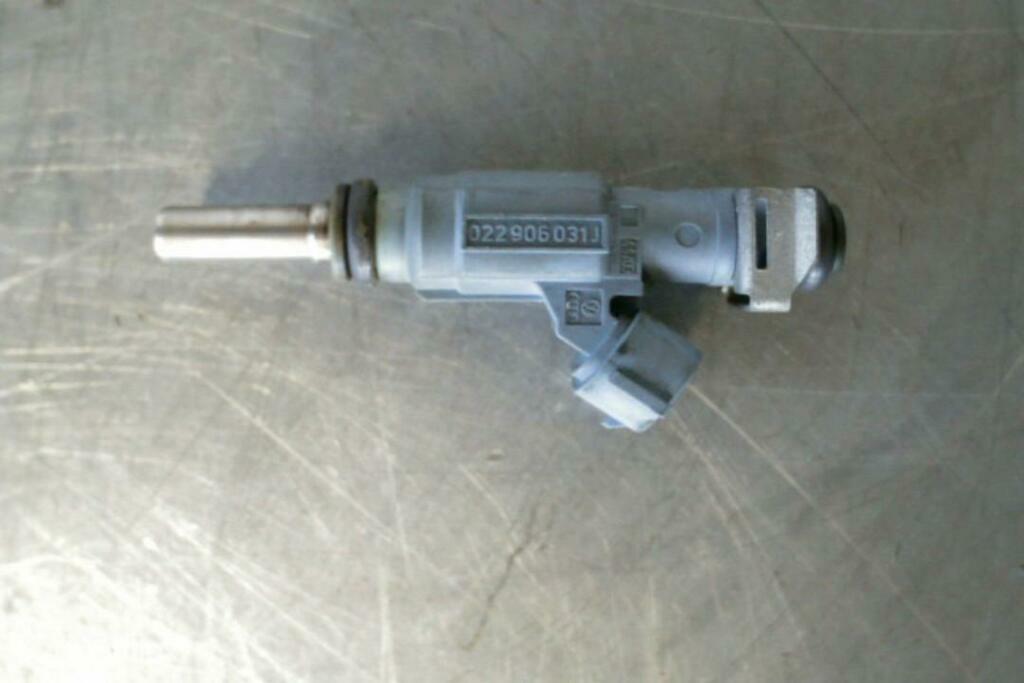 Geteste Gerenigde Injector 022906031J 3.2 V6 R32 BDB VAG, Gebruikt, Volkswagen, Ophalen of Verzenden, Volkswagen
