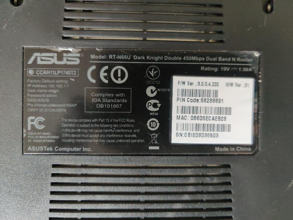 ASUS Dark Knight RT-N66U Double 450Mbps N Router, Computers en Software, Routers en Modems, Ophalen of Verzenden