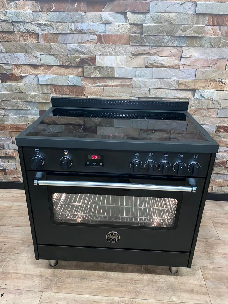 Luxe prachtige Bertazonni INDUCTIE Fornuis zwart 90 cm, Witgoed en Apparatuur, Fornuizen, 60 cm of meer, Ophalen of Verzenden