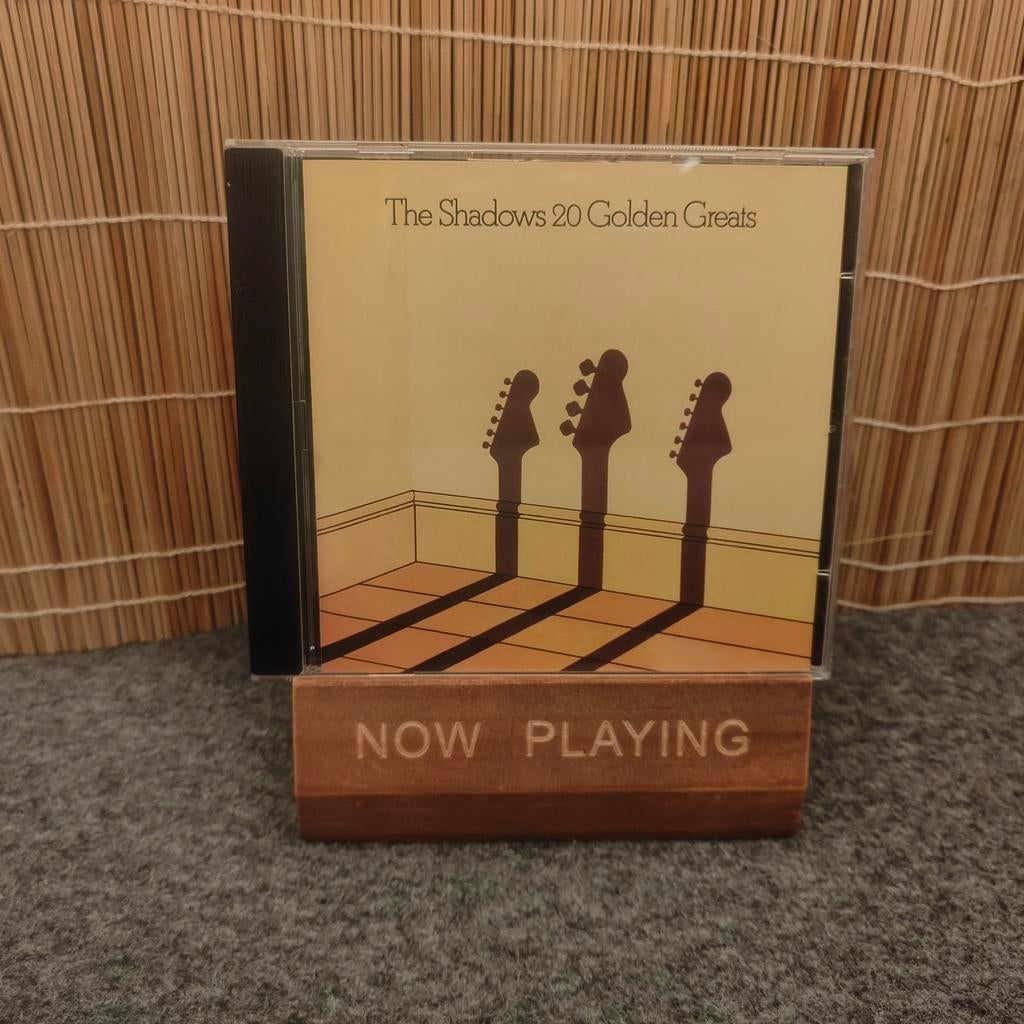 The Shadows - 20 Golden Greats CD, Ophalen of Verzenden, Zo goed als nieuw, Rock en Metal