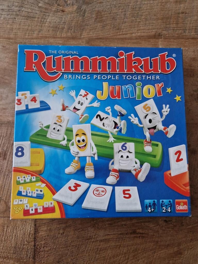 Rummikub Junior - Leuk en Leerzaam!, Goliath, Ophalen of Verzenden, Zo goed als nieuw, Een of twee spelers
