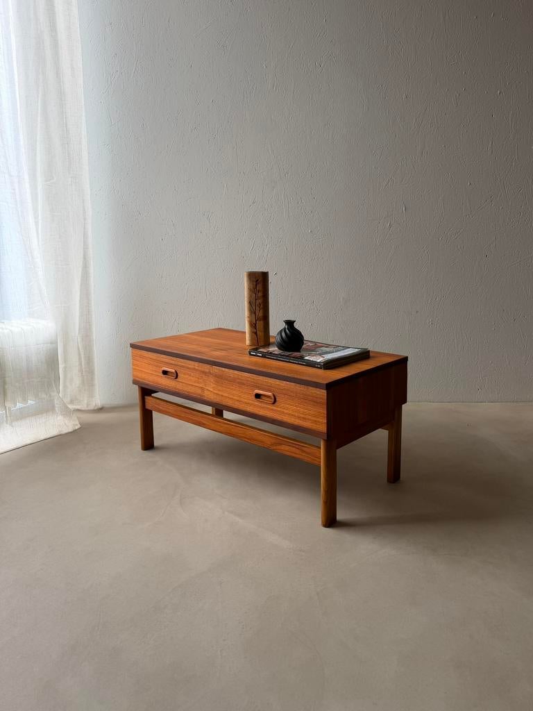 Japandi lowboard teak ladekast jaren 60 Scandinavisch, Huis en Inrichting, Kasten | Ladekasten, 1 of 2 laden, Ophalen of Verzenden