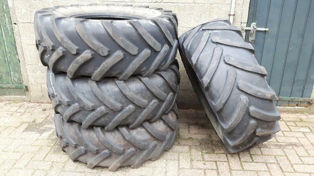 unimog shovel banden diverse maten 405/70r20 20 22,5 en 24", Auto-onderdelen, Banden en Velgen, Band(en), 20 inch, Overige, Nieuw