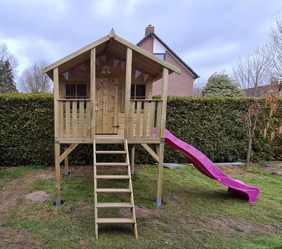Speelhuisje buiten | Ruim huisje | Optie glijbaan | Emoe, Mail@wellestuinhout.nl, Nieuw, Ophalen of Verzenden, Groenestraat 34