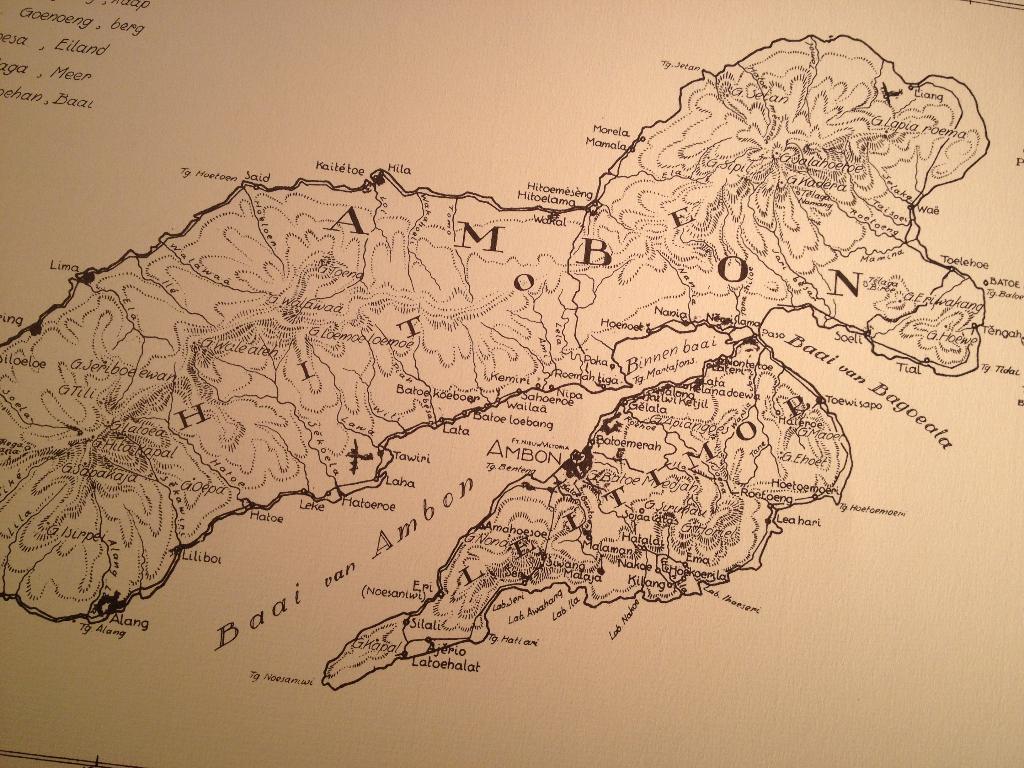Kaart Ambon de Oeliasergroep Haroekoe, Saparoea, Noesalaoet., Overige gebieden, Ophalen of Verzenden, 1800 tot 2000, Landkaart