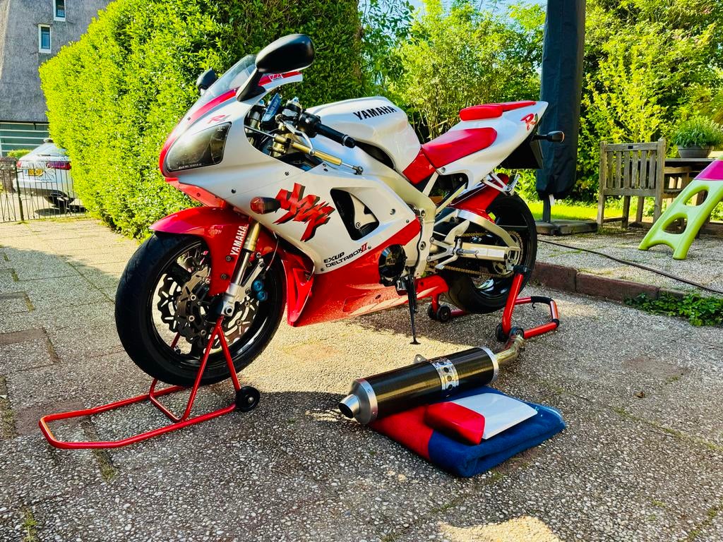 Yamaha R1 1998 - Eerste Generatie, Framenummer #483, Sportuitlaat, 4 cilinders, Motorrijbewijs A, Super Sport