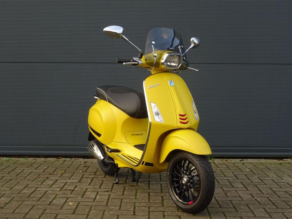 Vespa SPRINT S 50 4T 25 km  vespasprint sprint  mat geel, Fietsen en Brommers, Scooters | Vespa, Onbekend, Onbekend, VESPA