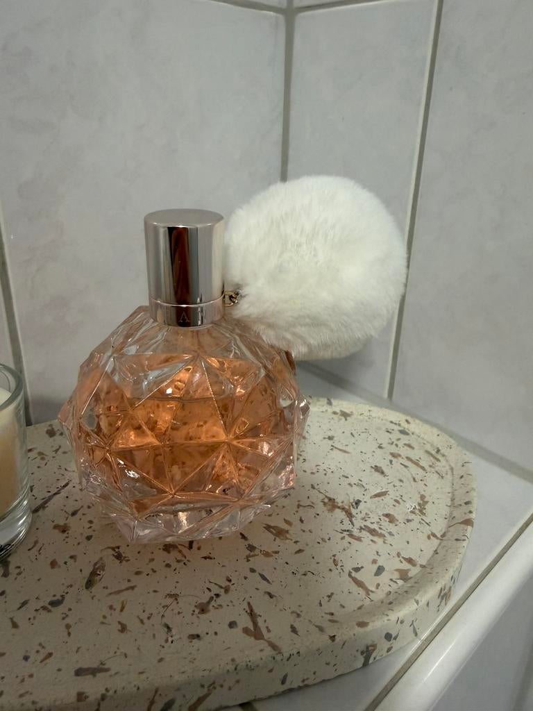 Ariana grande Ari 100ml, Ophalen of Verzenden, Zo goed als nieuw