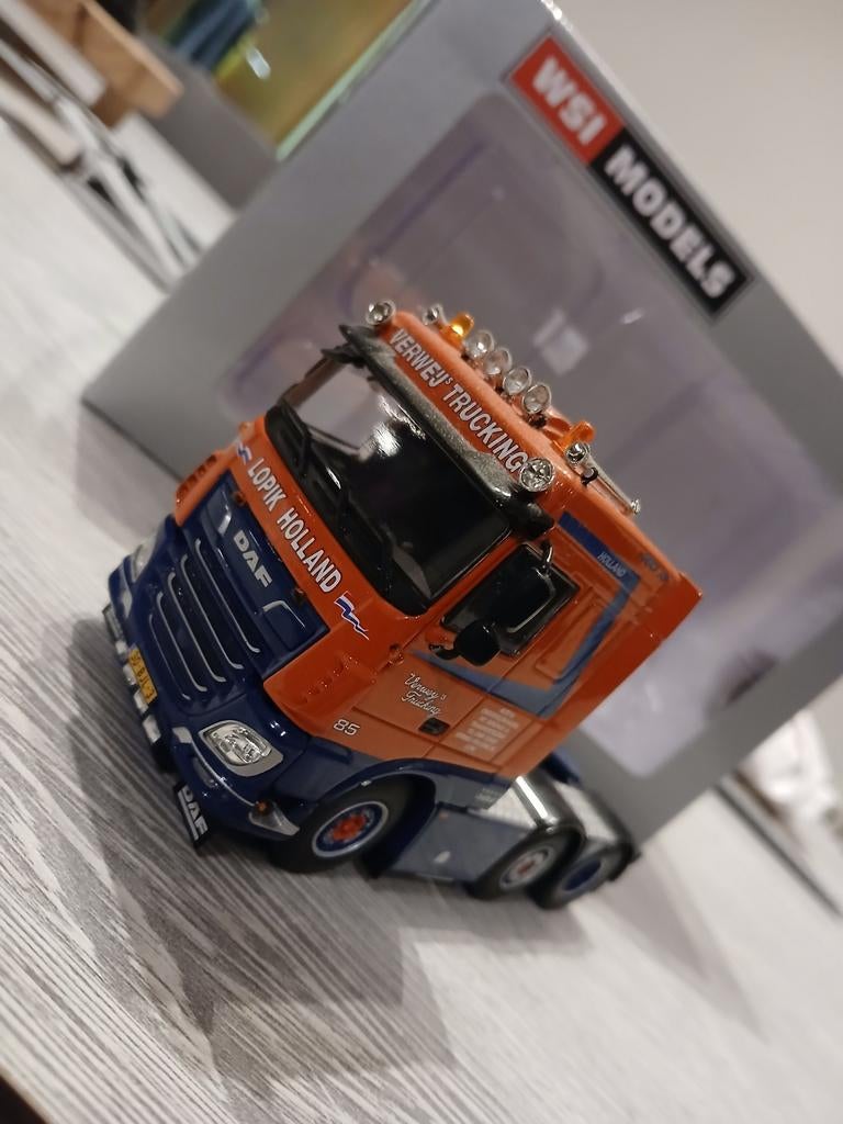 Verweij's Trucking Daf xf, Hobby en Vrije tijd, Modelauto's | 1:50, Ophalen of Verzenden, Zo goed als nieuw, Bus of Vrachtwagen