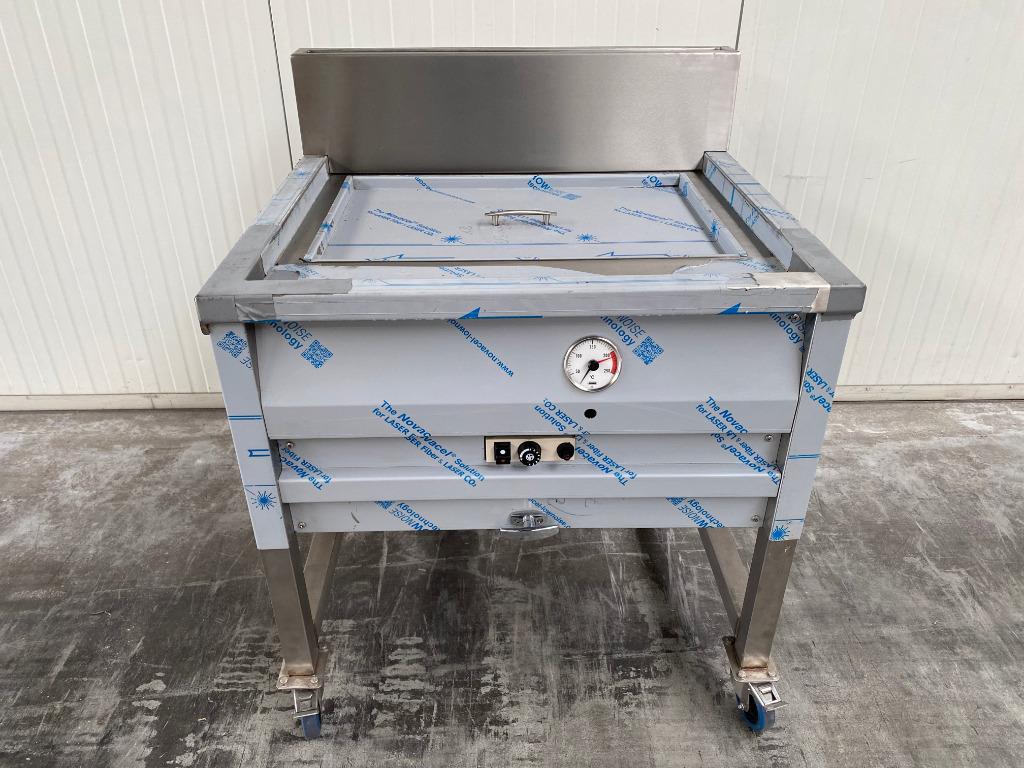 NIEUWE VIS BBTEC bakoven / frituur / friteuse - PROPAAN