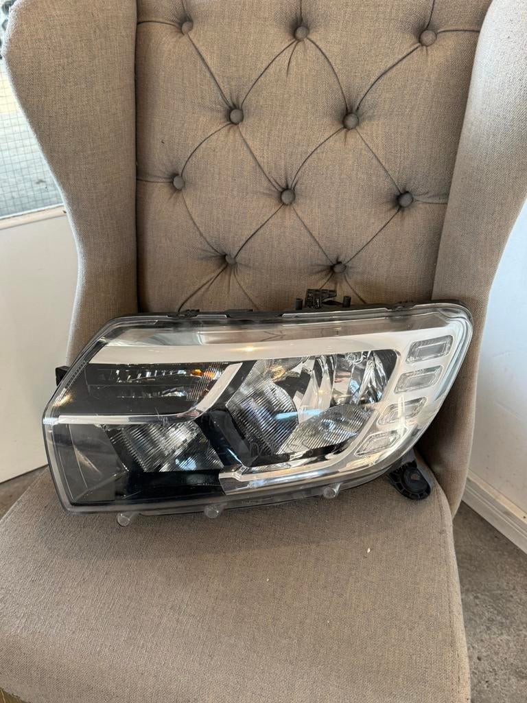 Dacia logan koplamp links, Ophalen, Dacia
