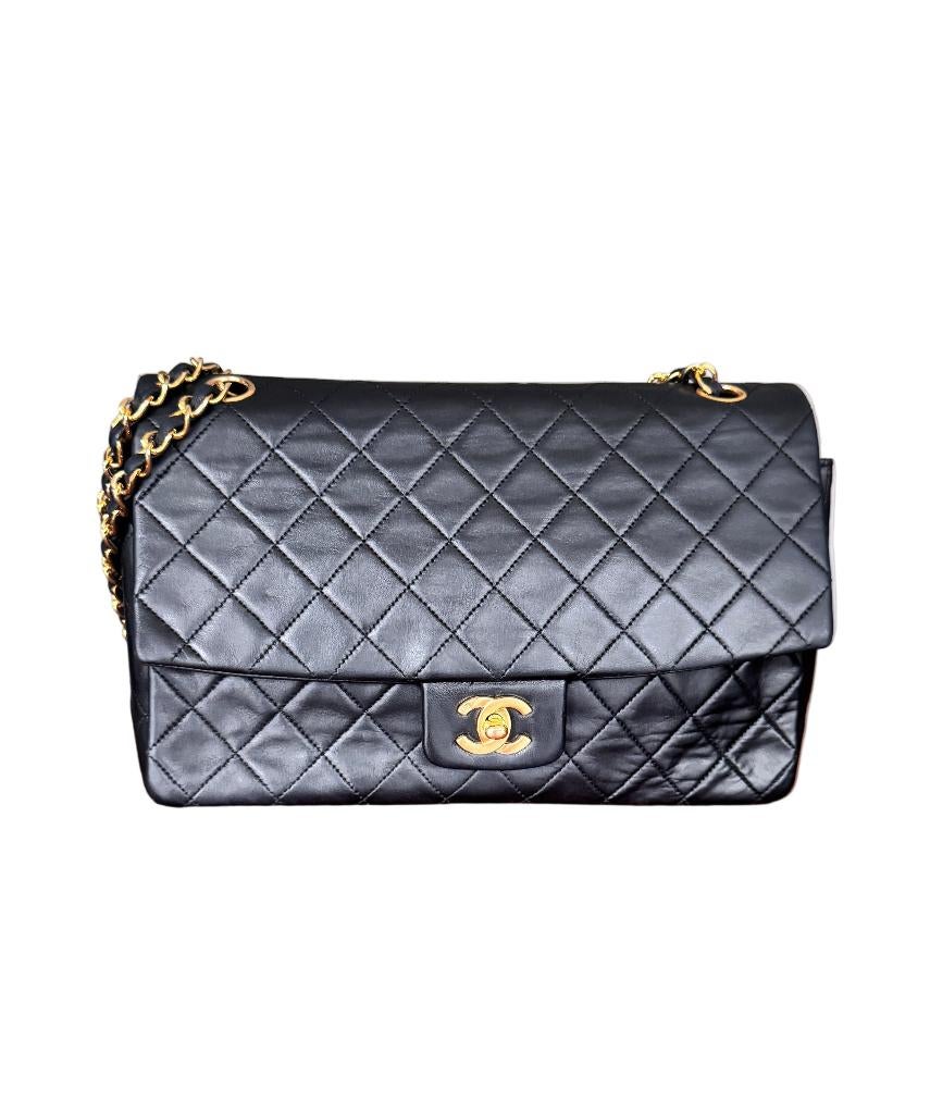 Chanel Black Vintage Single Flap Leather Bag 27 size, Ophalen of Verzenden, Zo goed als nieuw, Zwart, Schoudertasje