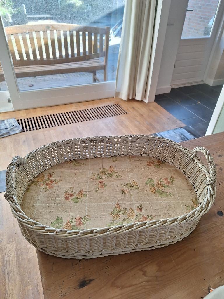 Ovale rieten mand als dienblad, Huis en Inrichting, Gebruikt, Mand, Ophalen of Verzenden, Riet