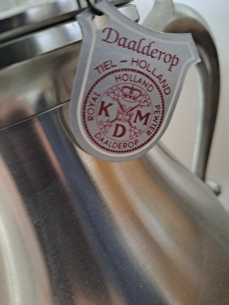 Te Koop tinnen koffiekan, Ophalen