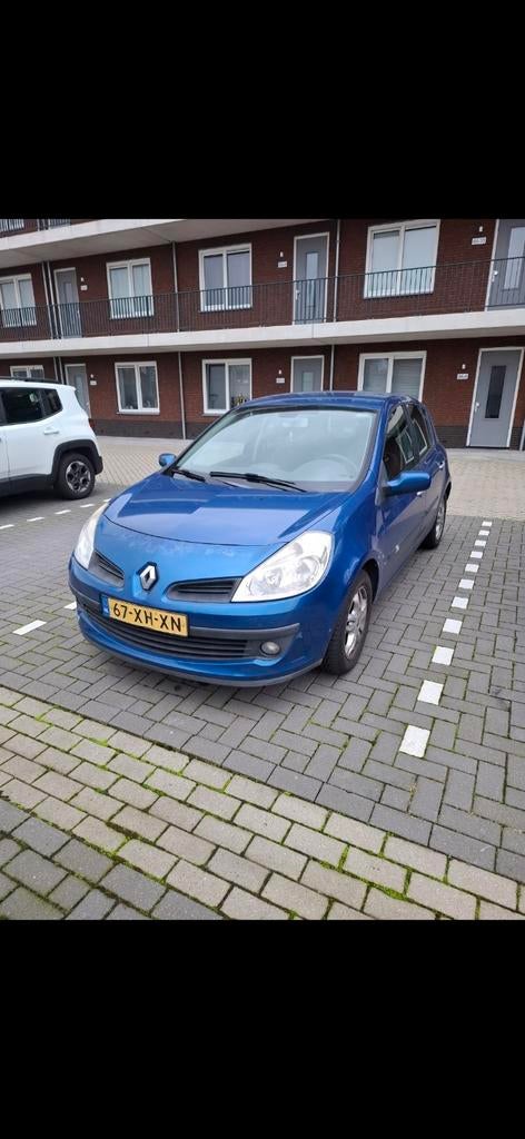 Renault Clio 1.4 16V 72KW 5-DRS E4 2007 Blauw, Auto's, Voorwielaandrijving, 4 cilinders, Blauw, 1200 kg