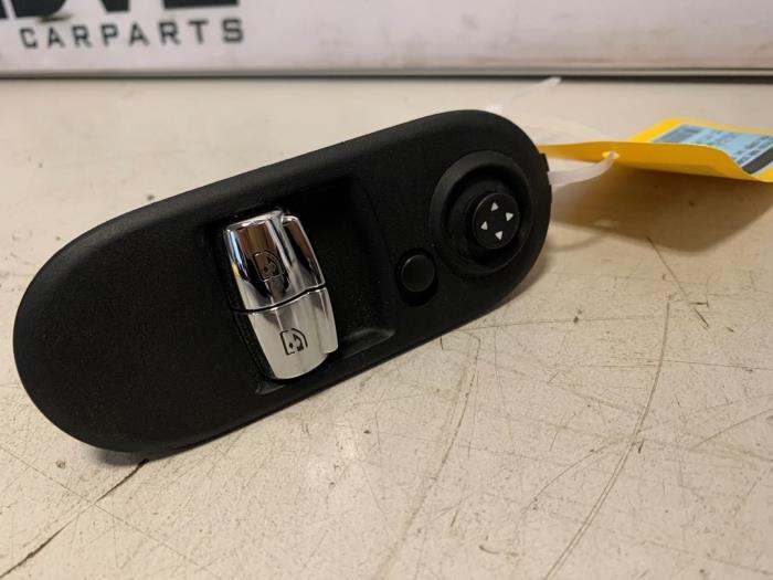 Elektrisch Raam Schakelaar van een Mini Cooper, Gebruikt, -, -, Ophalen of Verzenden