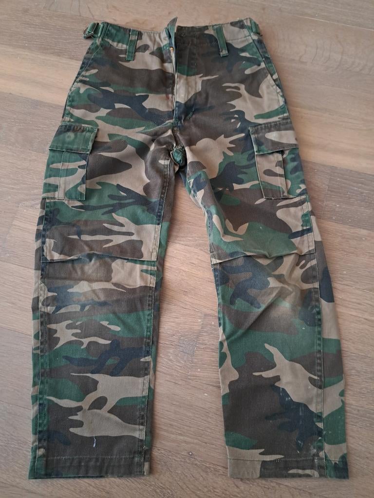 Leuke legerbroek maat 116, Ophalen of Verzenden, Gedragen, Overige maten, Groen