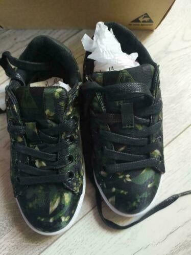 Nieuw in doos le Coq Sportif maat 27 groen, Ophalen of Verzenden, Nieuw, Jongetje of Meisje, Schoentjes