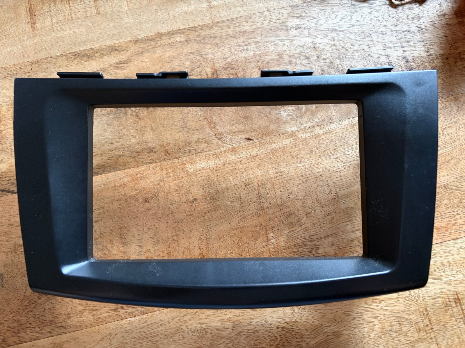 Radio adapter/inbouwframe dubbeldin radio Suzuki Swift, Ophalen of Verzenden, Zo goed als nieuw
