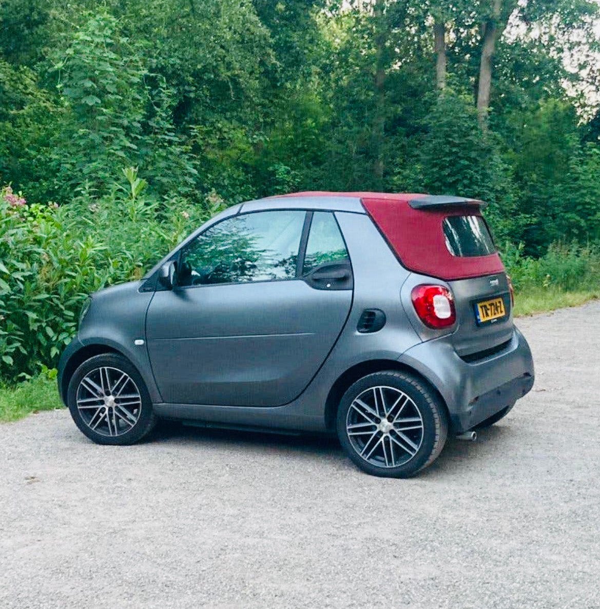 Smart Fortwo Cabrio Prime 2018 82pk | Handgeschakelde 5-bak, Auto's, Achterwielaandrijving, 23 km/l, Origineel Nederlands, Handgeschakeld