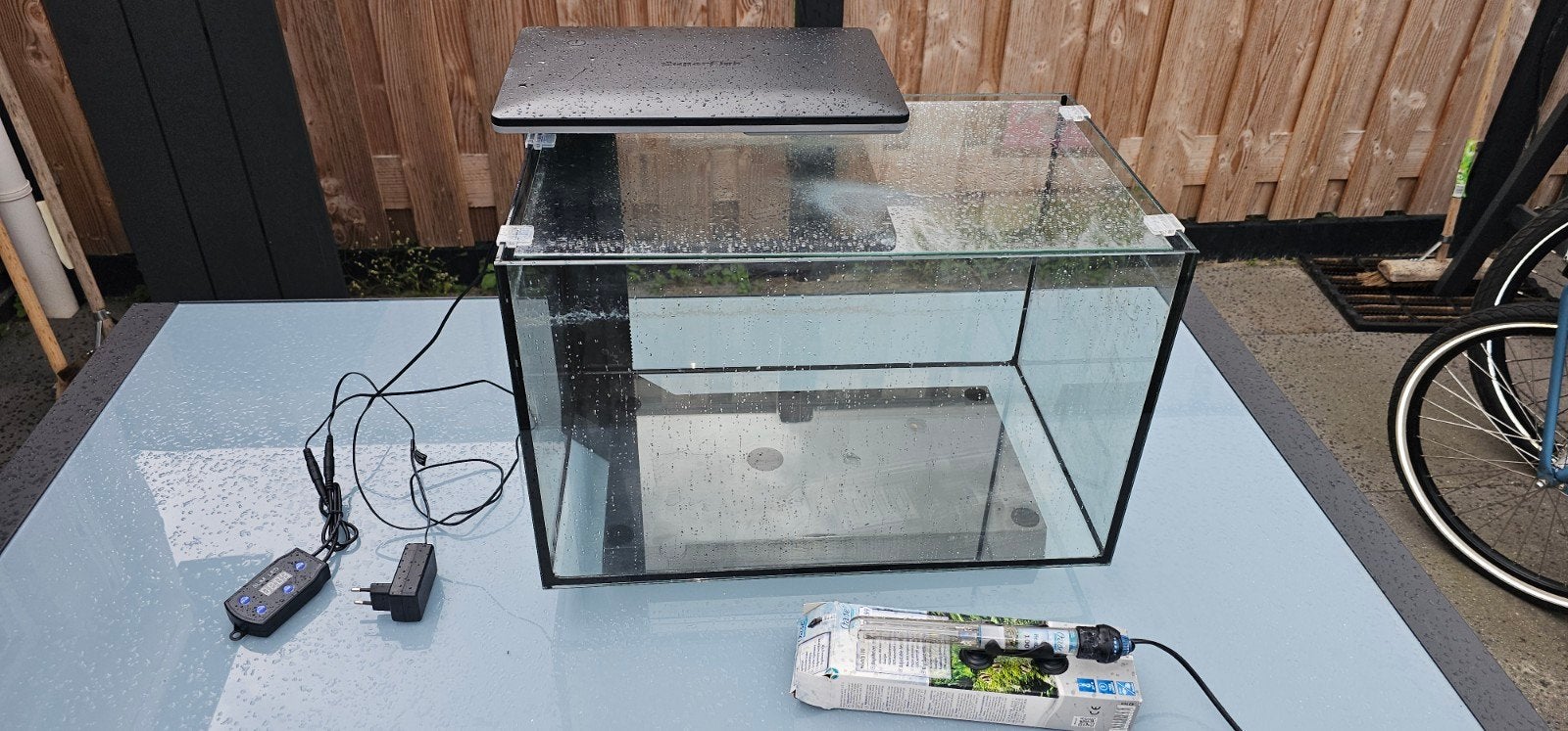 SuperFish Quadro 40 Aquarium – Compleet met Oase HeatUp 100W, Dieren en Toebehoren, Ophalen, Leeg aquarium