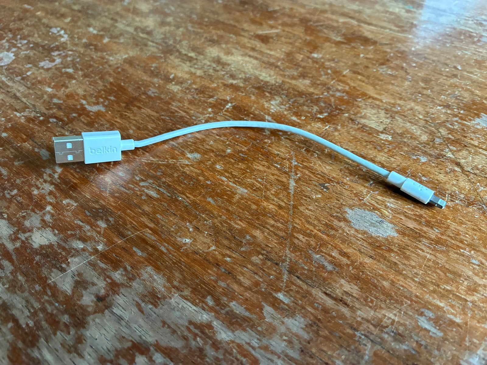 Belkin USB-A > Lightning 20cm laad-, data en audiokabel, Ophalen of Verzenden, Gebruikt, Wit