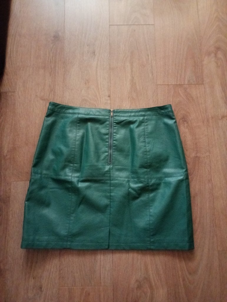 Mooie groene rok lederlook mt XL, Maat 46/48 (XL) of groter, Ophalen of Verzenden, Zo goed als nieuw, Hema