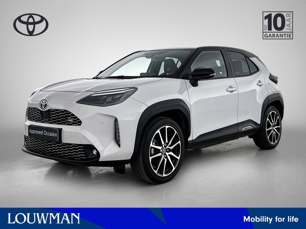 Toyota Yaris Cross 1.5 Hybrid GR Sport | PANO | Navigatie |, Automaat, 12 maanden, Gebruikt, Zwart