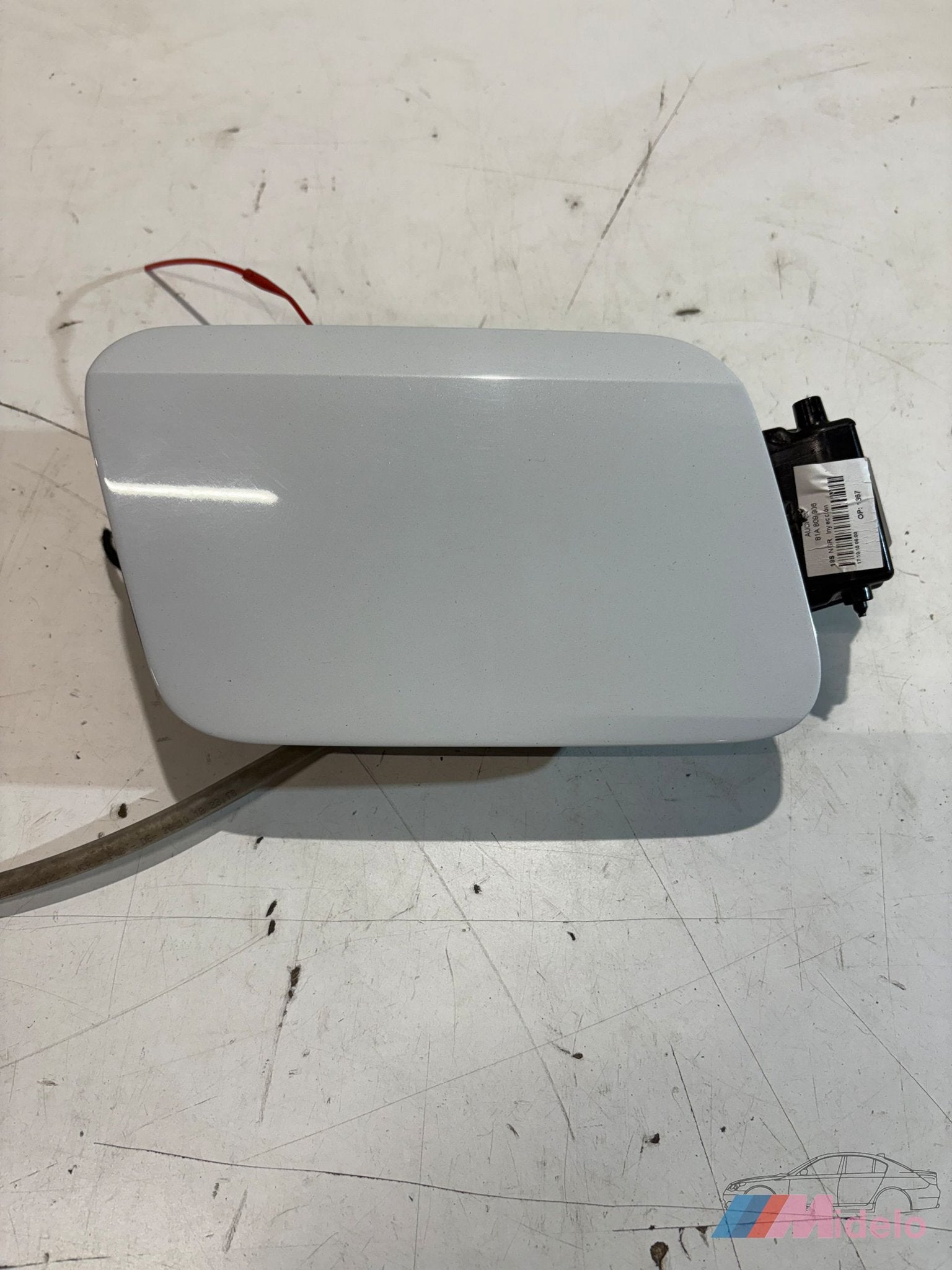 AUDI Q2 TANKKLEP 81A809906, Gebruikt, -, Deur, -