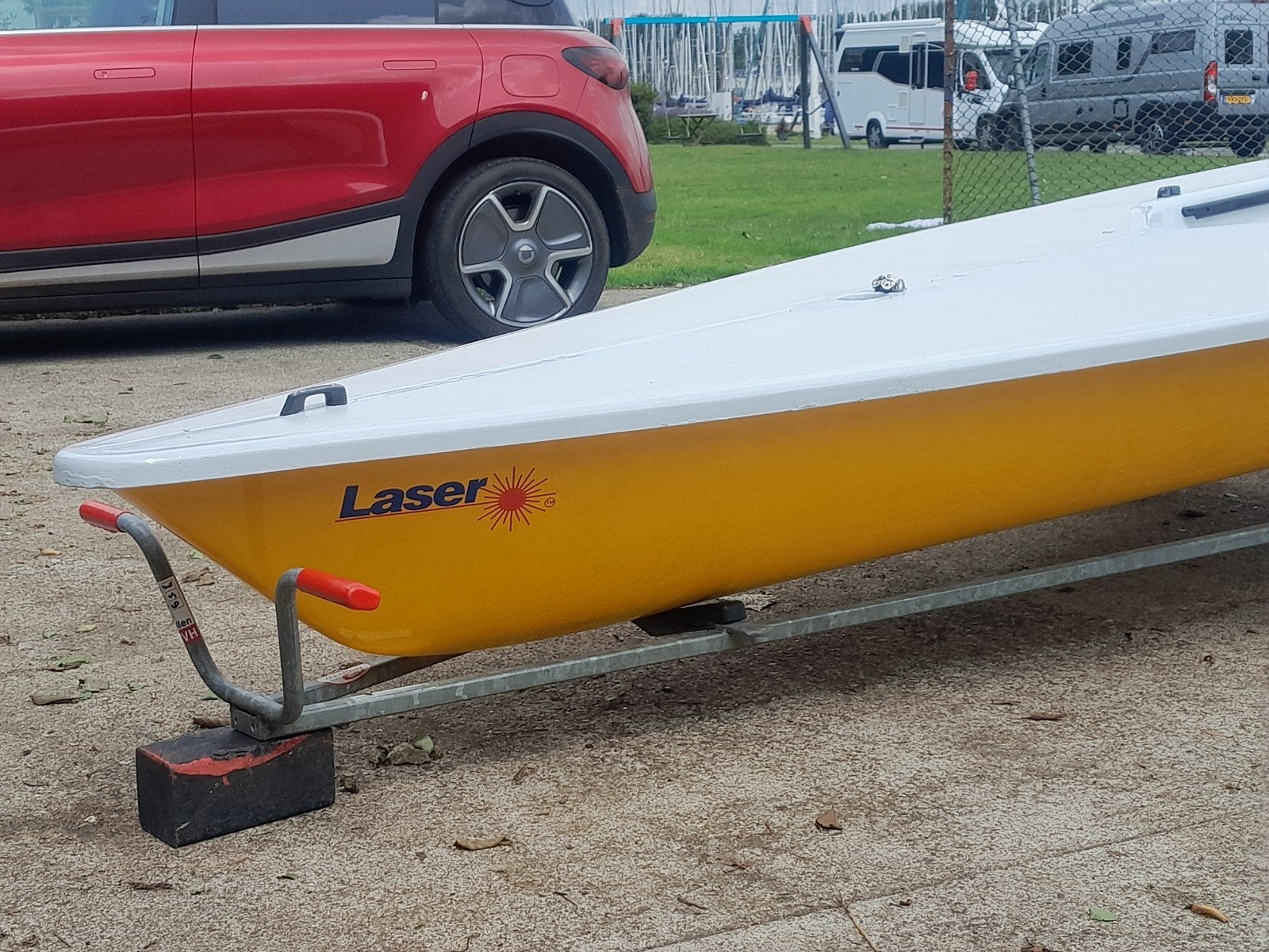 Laser zeilboot - Klaar om het water op te gaan!, Watersport en Boten, Ophalen, Laser, Gebruikt, Roer